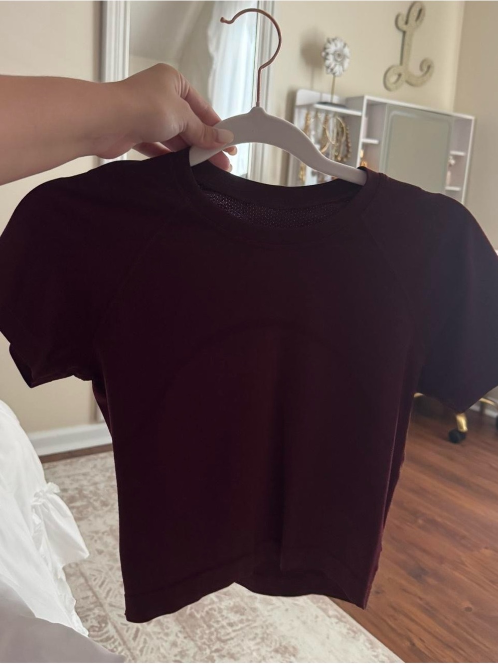 lululemon athletica Burgundy Short Sleeve Cropped Top